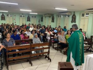 Missa em celebração do Dia dos Pais no Colégio Nossa Senhora da Graça